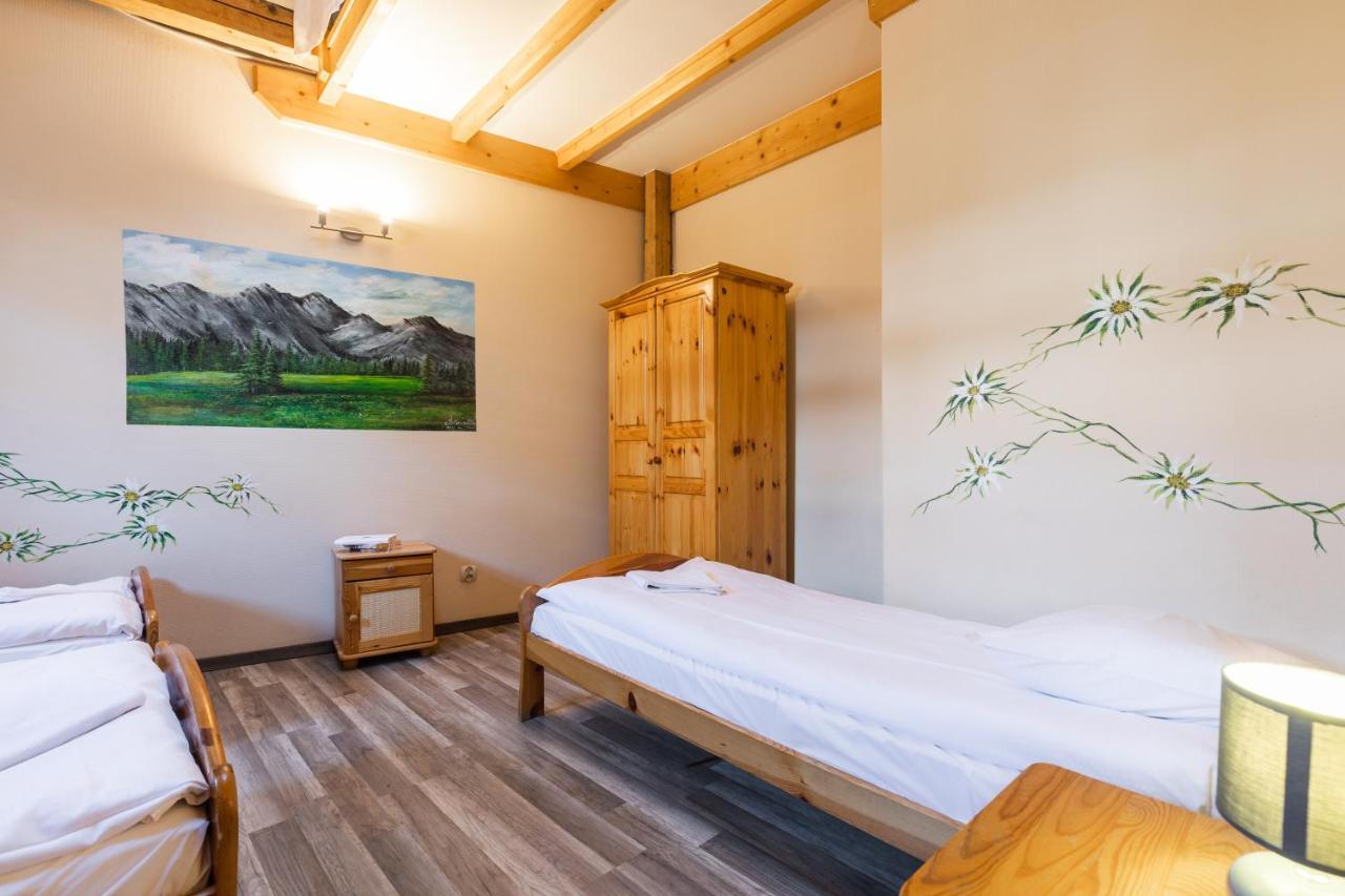 Apartamenty Krupowki 24 Zakopane Exteriör bild